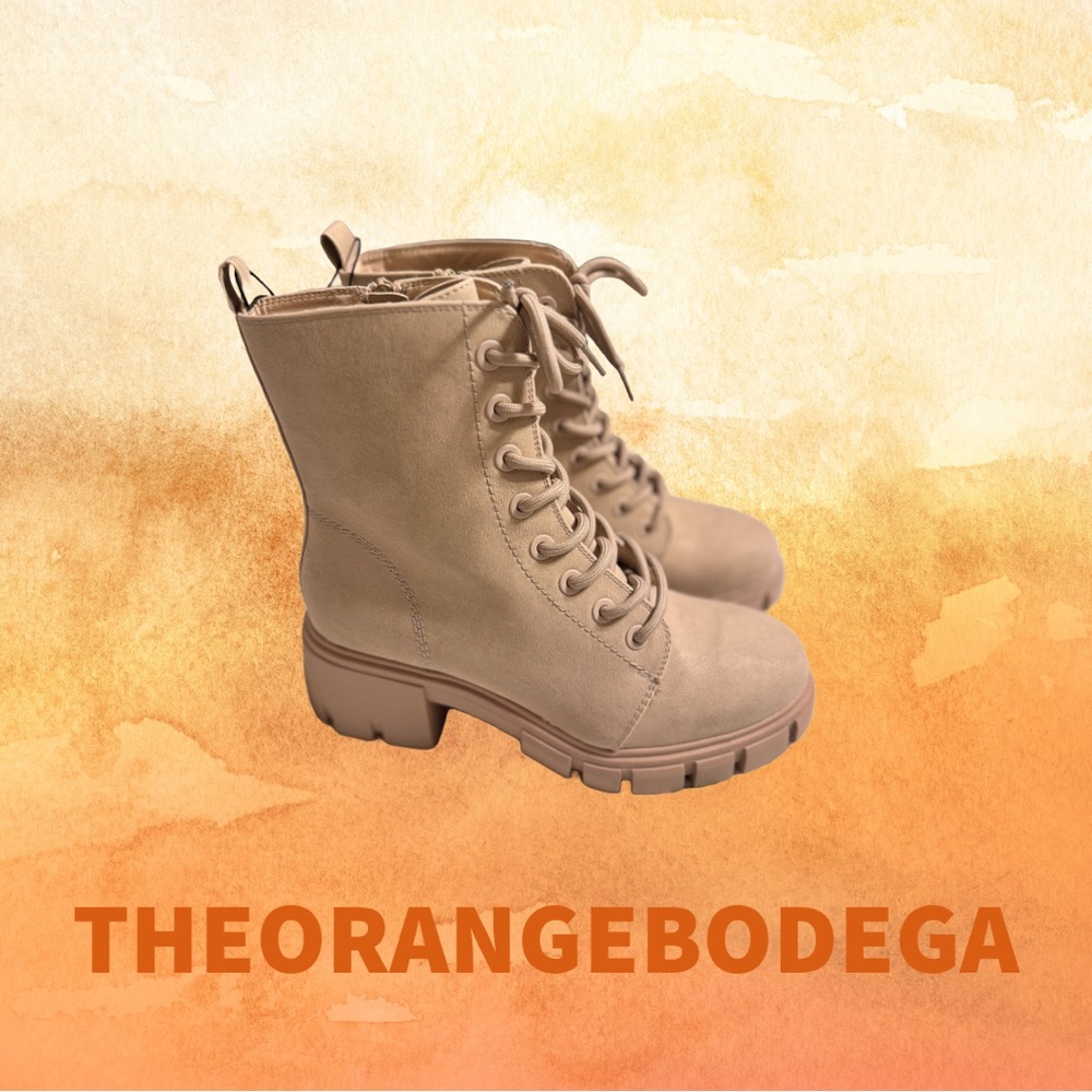 Maurices Lug Sole Combat Boots